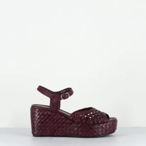 Sandales compensées en cuir tressé prune - DOURIA PRUGNA TRENZADO