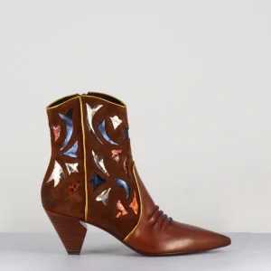 Bottines pointues en cuir camel et flammes E1673 - Elena Iachi
