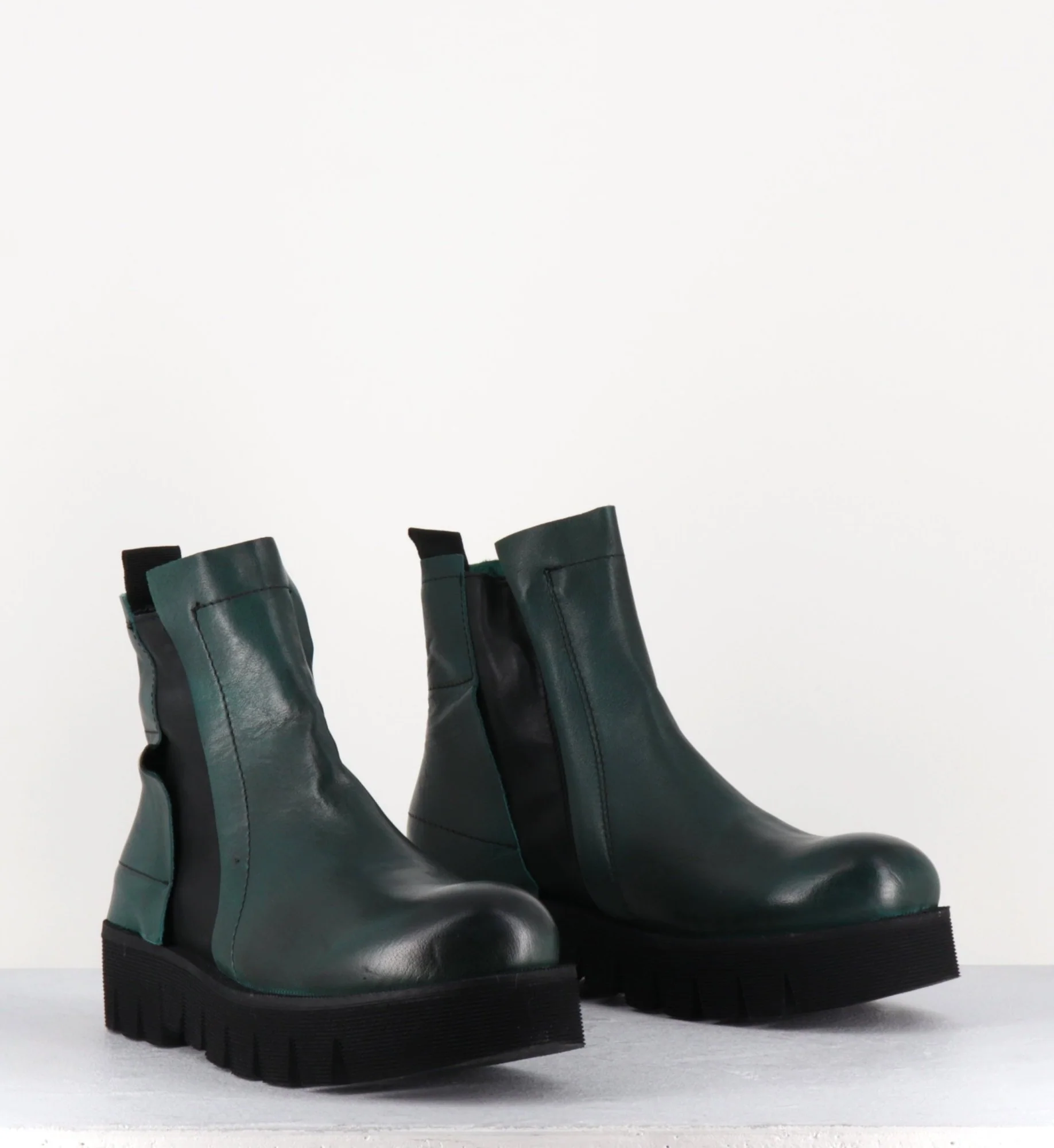 Boots légères en cuir vert - CHILO SUAVE ATLANTICK – Image 9