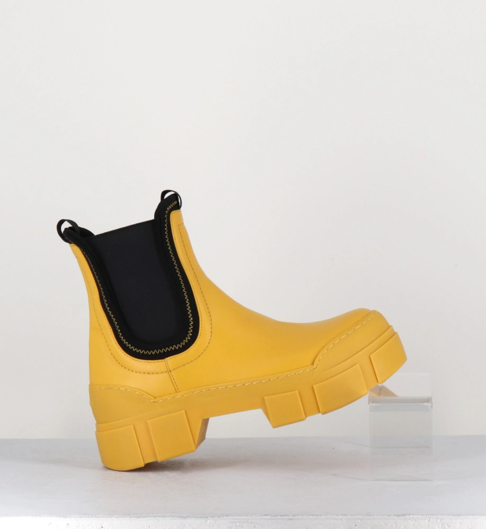 Boots chelsea en cuir jaune - 1B4712D YELLOW – Image 8