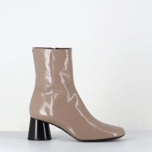 Boots en cuir brillant taupe talon cylindrique - DANI04 GLAZE TORTORA