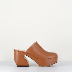 Sabots en cuir nappa camel à talon & plateforme - A93810 CUOIO