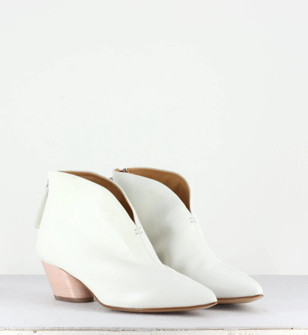 Boots bout pointu en cuir blanc - Juny74 – Image 3